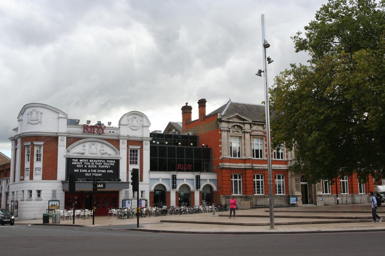 Villa Brixton Oasis Londra Esterno foto